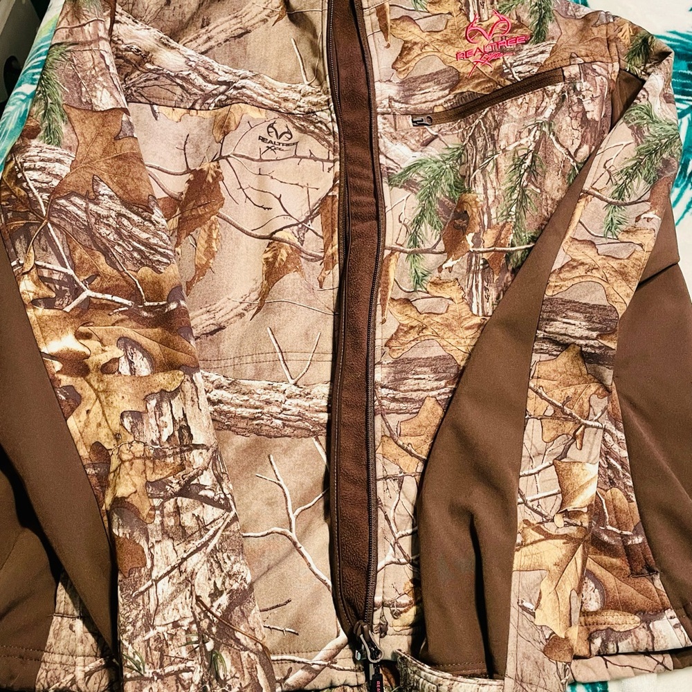 Realtree Camouflage Jacket with Brown and Green Accents